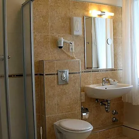 Buerger Hotel 3*