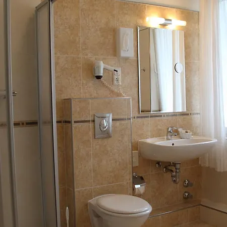 Hotel Buerger 3*