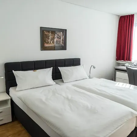 Buerger Szálloda 3*